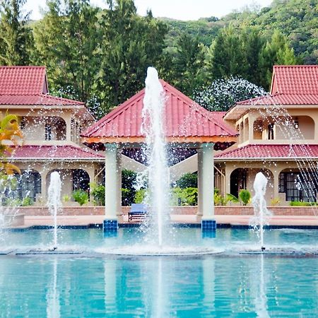 Oasis Hotel Restaurant & Spa Гранд-Анс Экстерьер фото