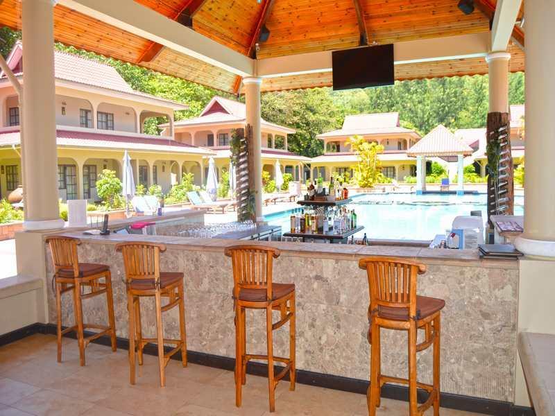 Oasis Hotel Restaurant & Spa Гранд-Анс Экстерьер фото