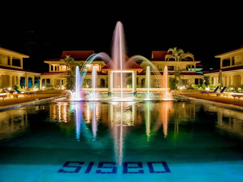 Oasis Hotel Restaurant & Spa Гранд-Анс Экстерьер фото