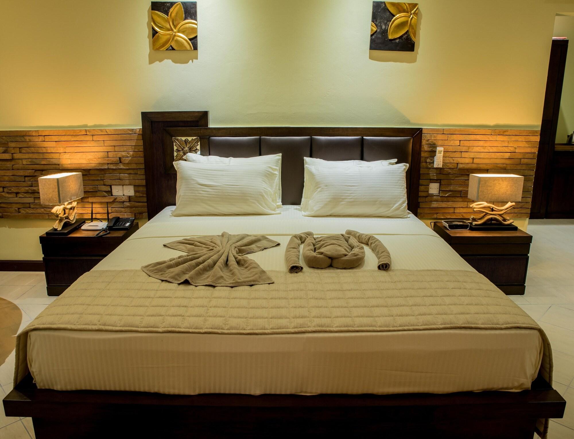 Oasis Hotel Restaurant & Spa Гранд-Анс Экстерьер фото