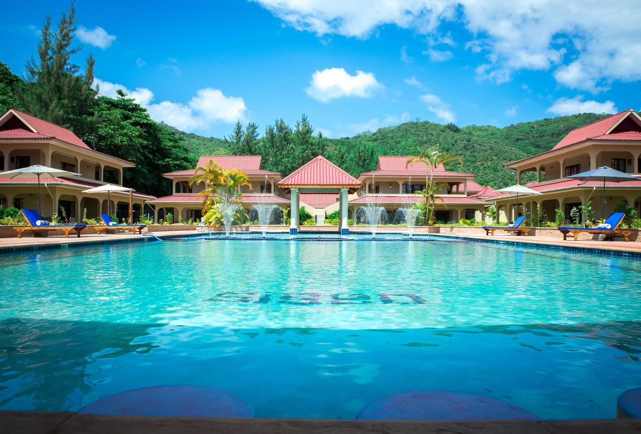 Oasis Hotel Restaurant & Spa Гранд-Анс Экстерьер фото