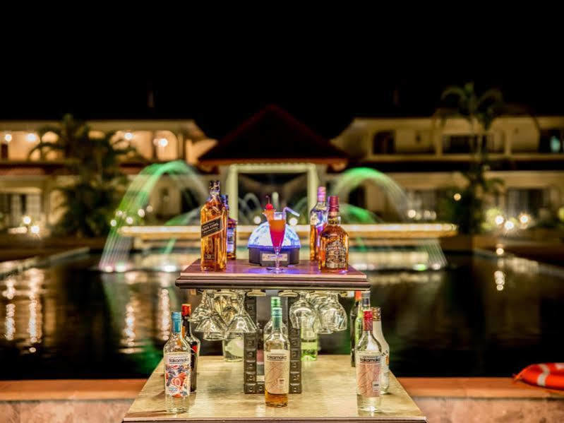 Oasis Hotel Restaurant & Spa Гранд-Анс Экстерьер фото