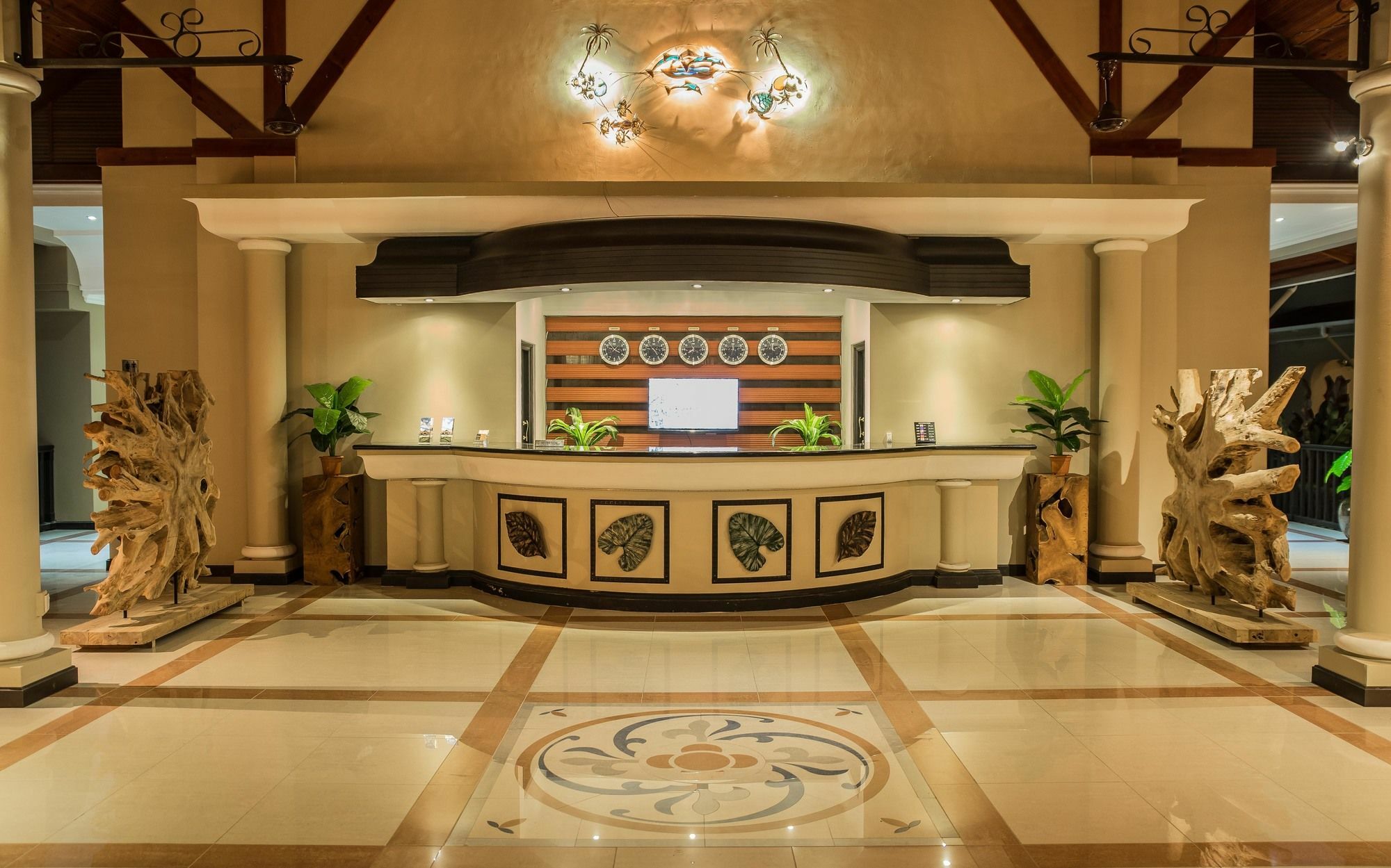 Oasis Hotel Restaurant & Spa Гранд-Анс Экстерьер фото